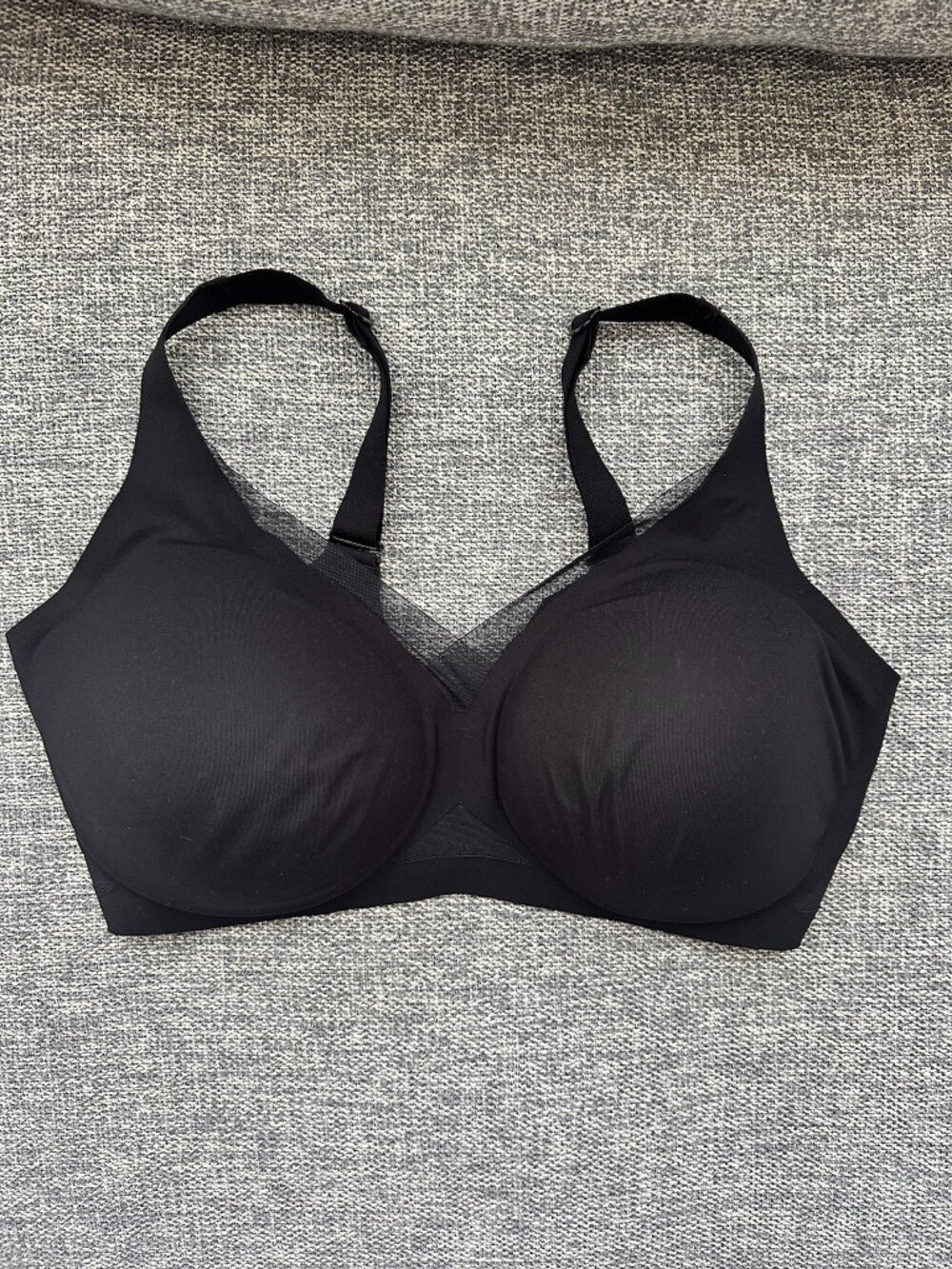 Honeylove Black Crossover V-Neck Wireless Bra 34G